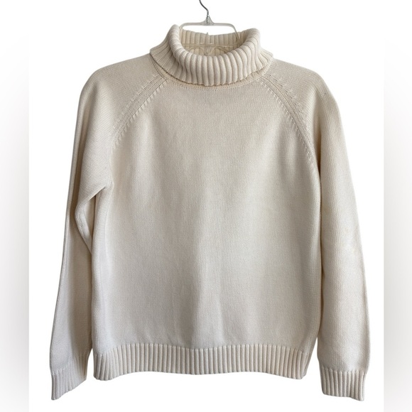 L.L. Bean Womens Turtleneck Sweater Size Medium Ivory 100% Cotton Classic Knit - Picture 2 of 13